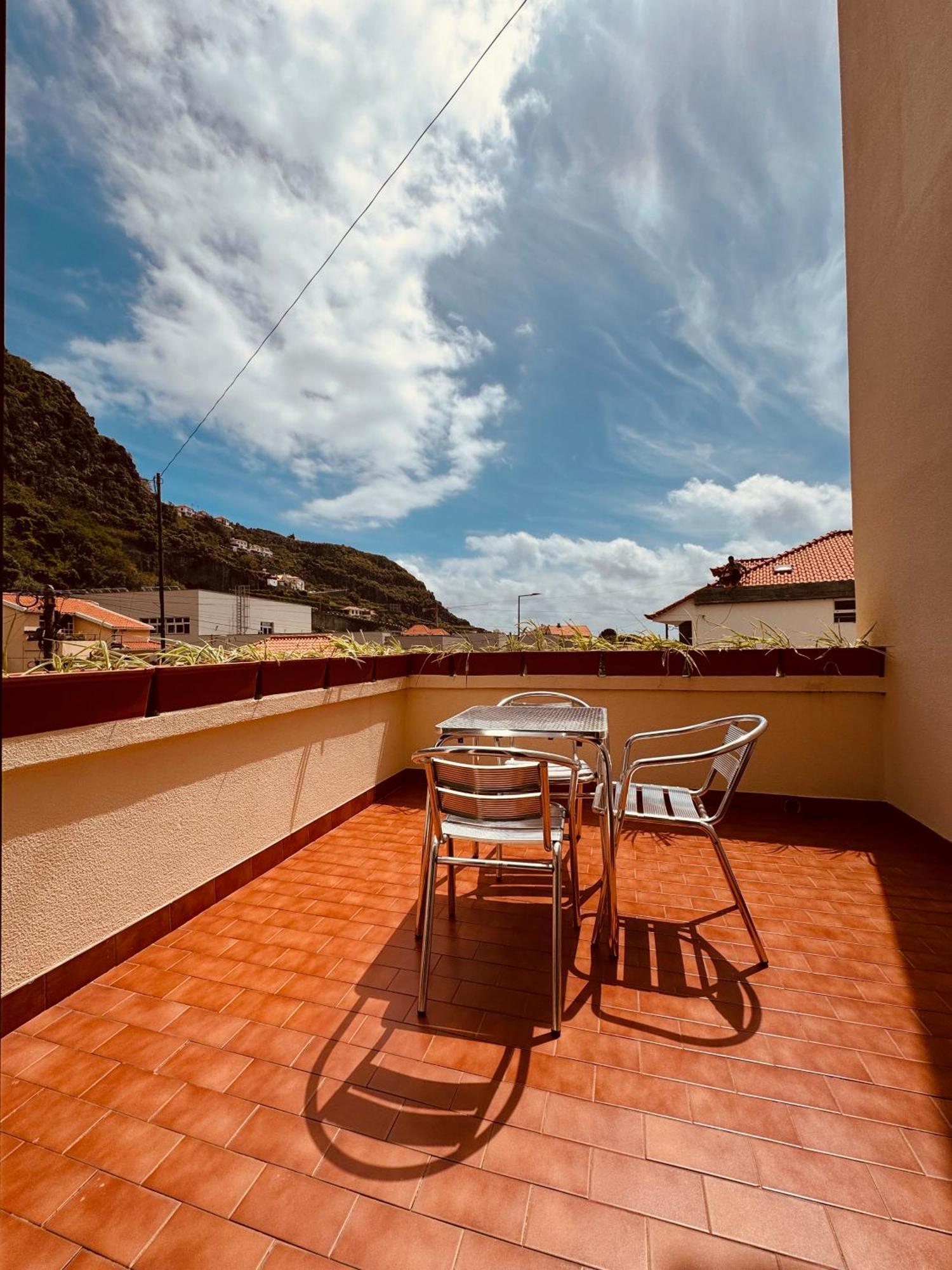 Vale Mar Guest Hotel Ribeira Brava Exterior foto
