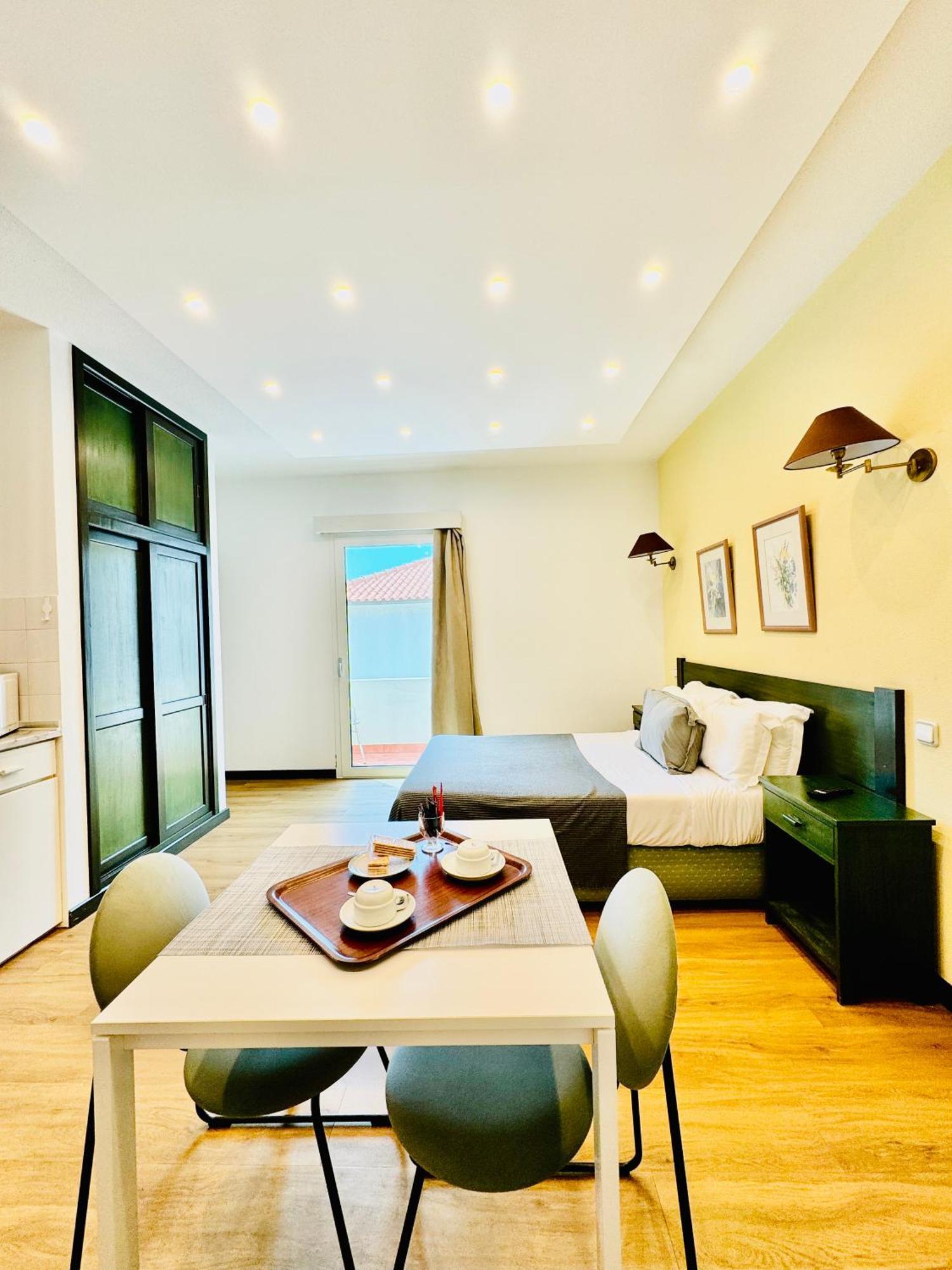 Vale Mar Guest Hotel Ribeira Brava Exterior foto